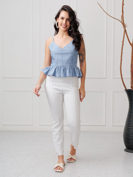 SLEEVELESS V-NECK TOP