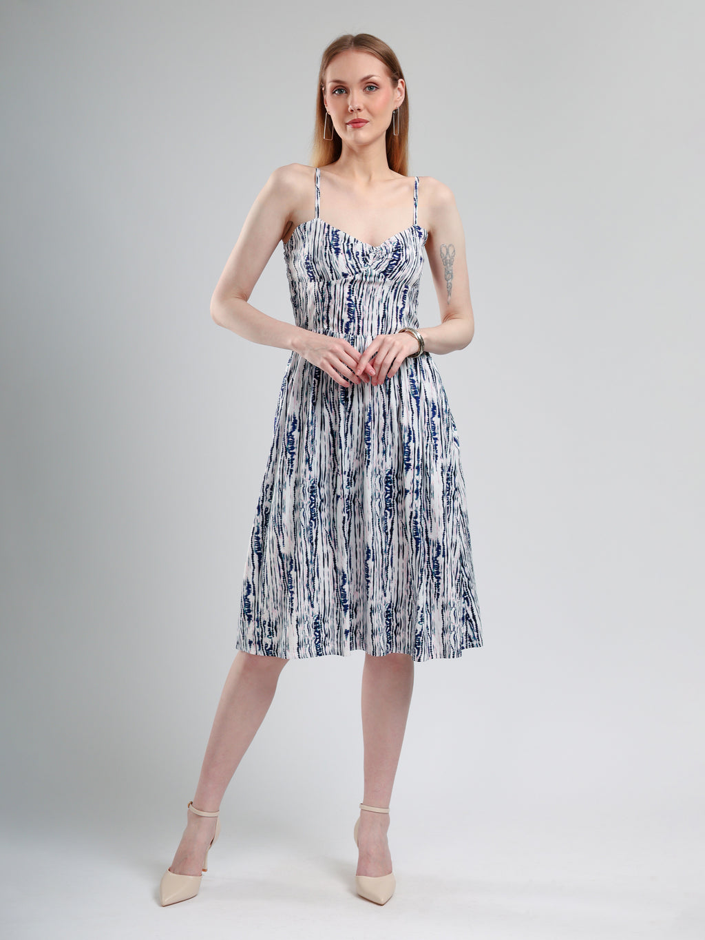 blue and white patterned dress 