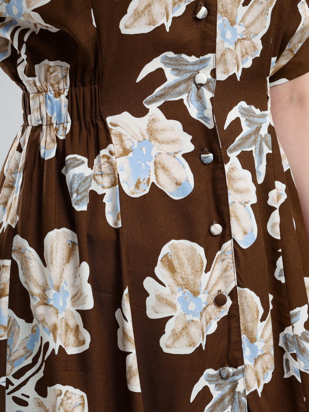 Brown dress with floral pattern 