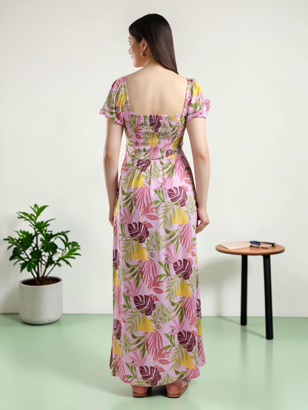 Cory edge floral print dress back pose of midi dress for women and girl