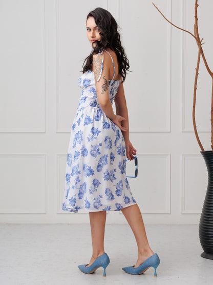 Tie-Up  On shoulder dress